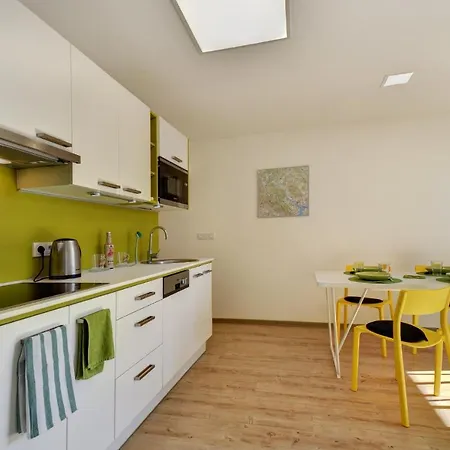 Apartamento Tadeas Stožec