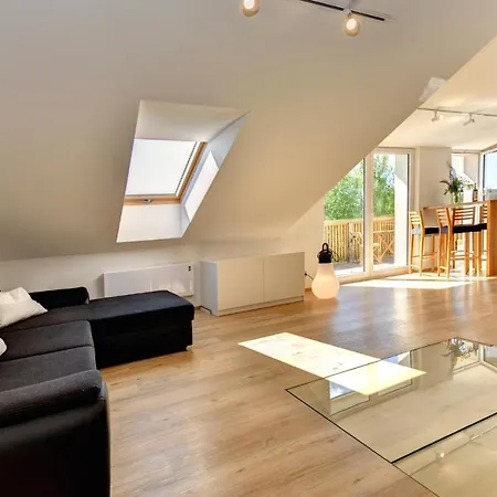 Tadeas Apartamento