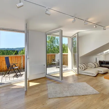Tadeas Apartamento Stožec